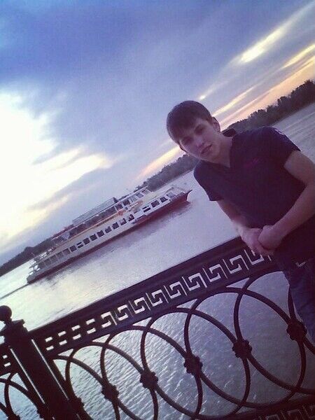  ,   Ruslan, 36 ,   ,   , c 