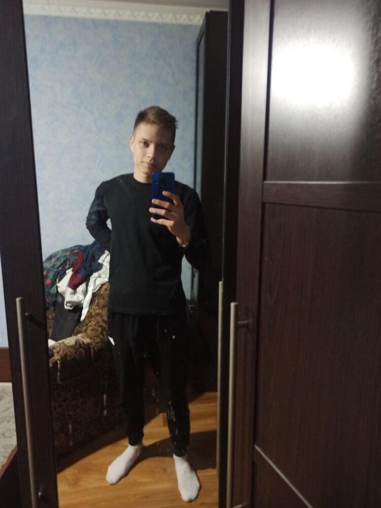  37594990  , 22 ,    