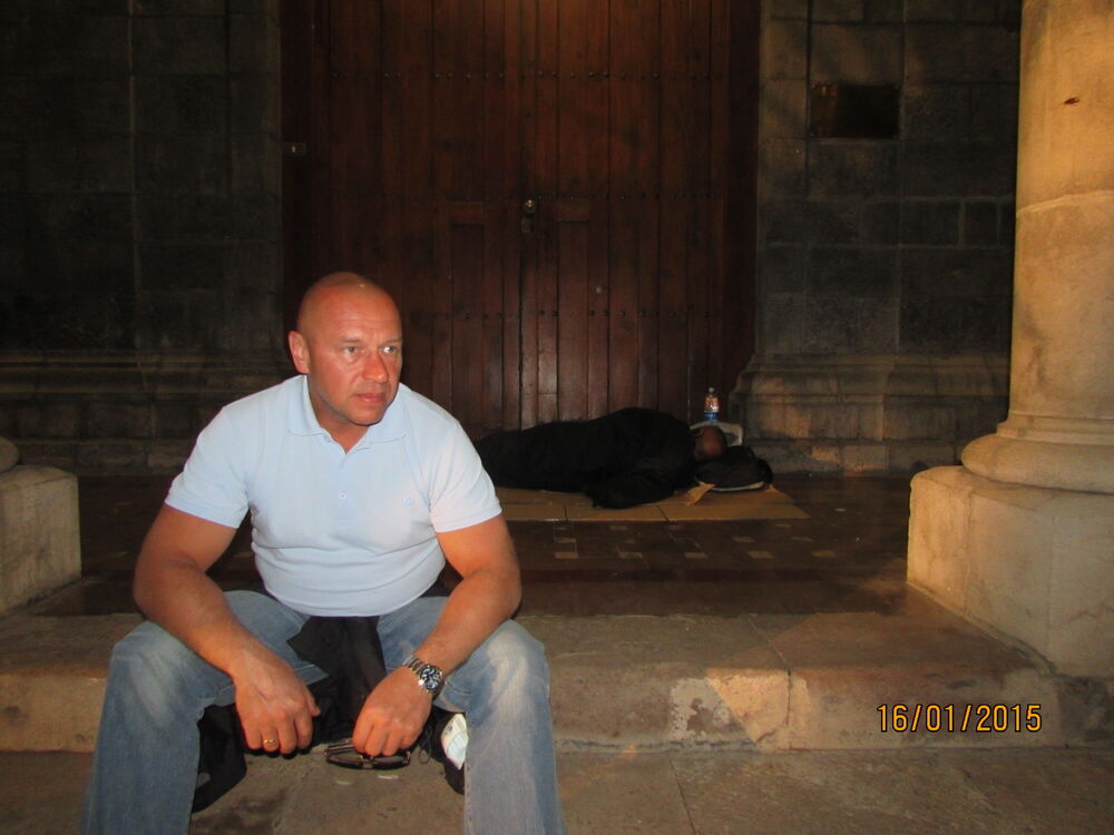  49042840  Sergei, 57 ,    -