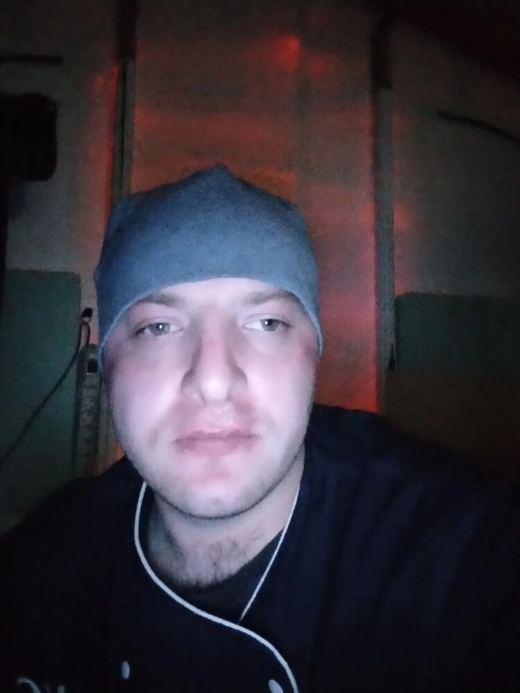  44163740  , 31 ,    