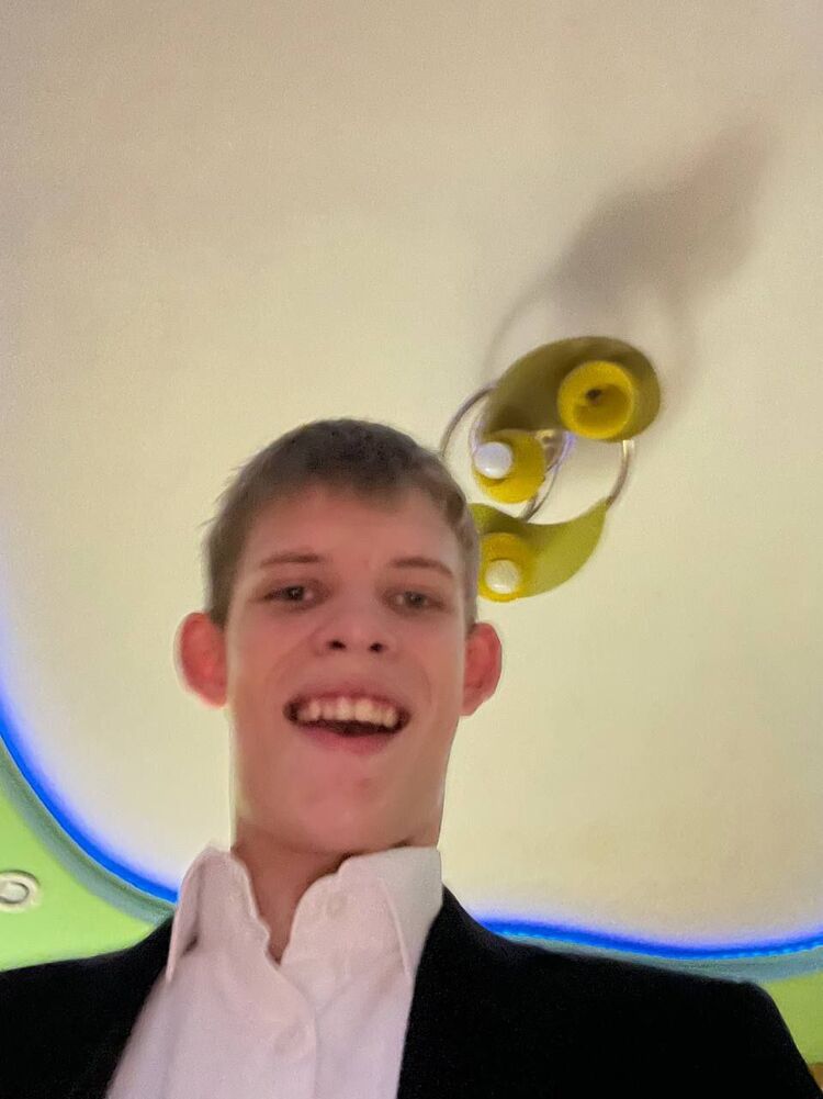  42270750  , 19 ,    