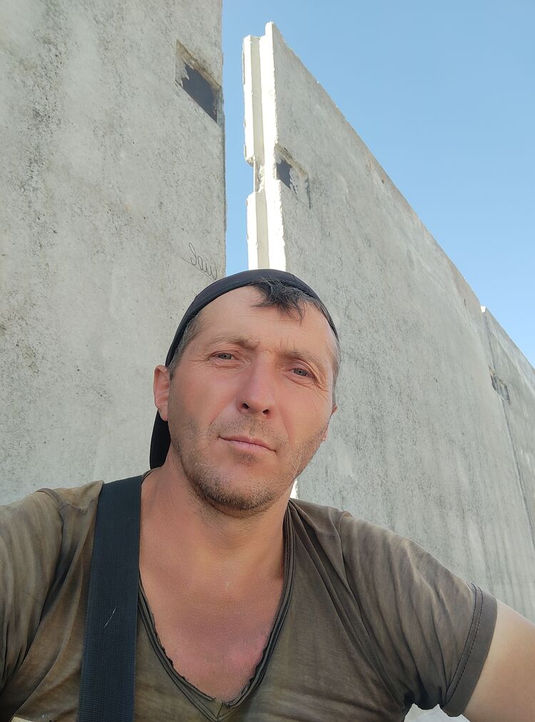  53147660  , 44 ,    