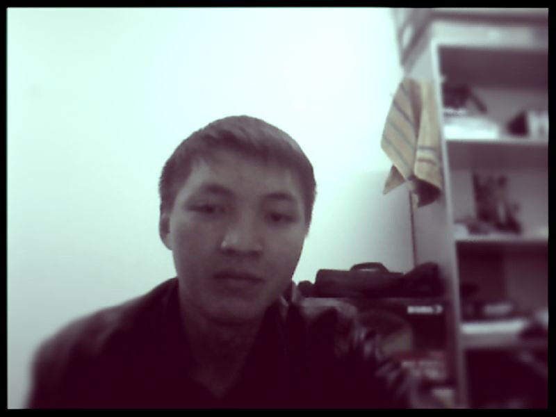  ,   Emil, 32 ,   ,   , c 