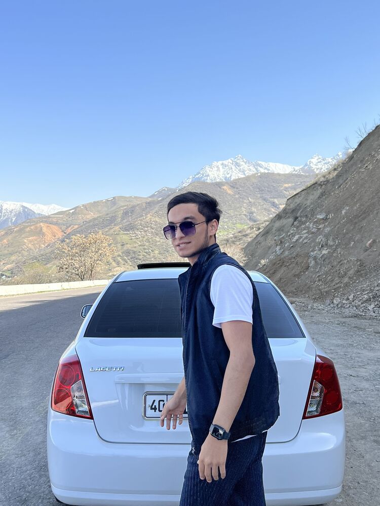  ,   Lazizbek, 21 ,   ,   