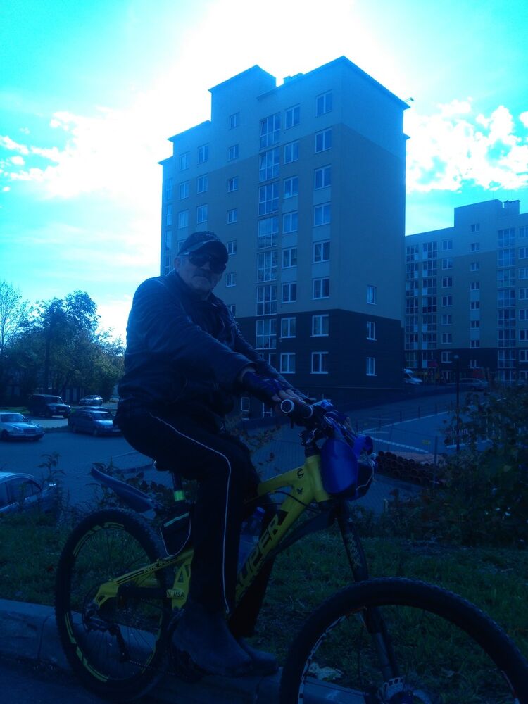  17793040  KOSTA, 64 ,    