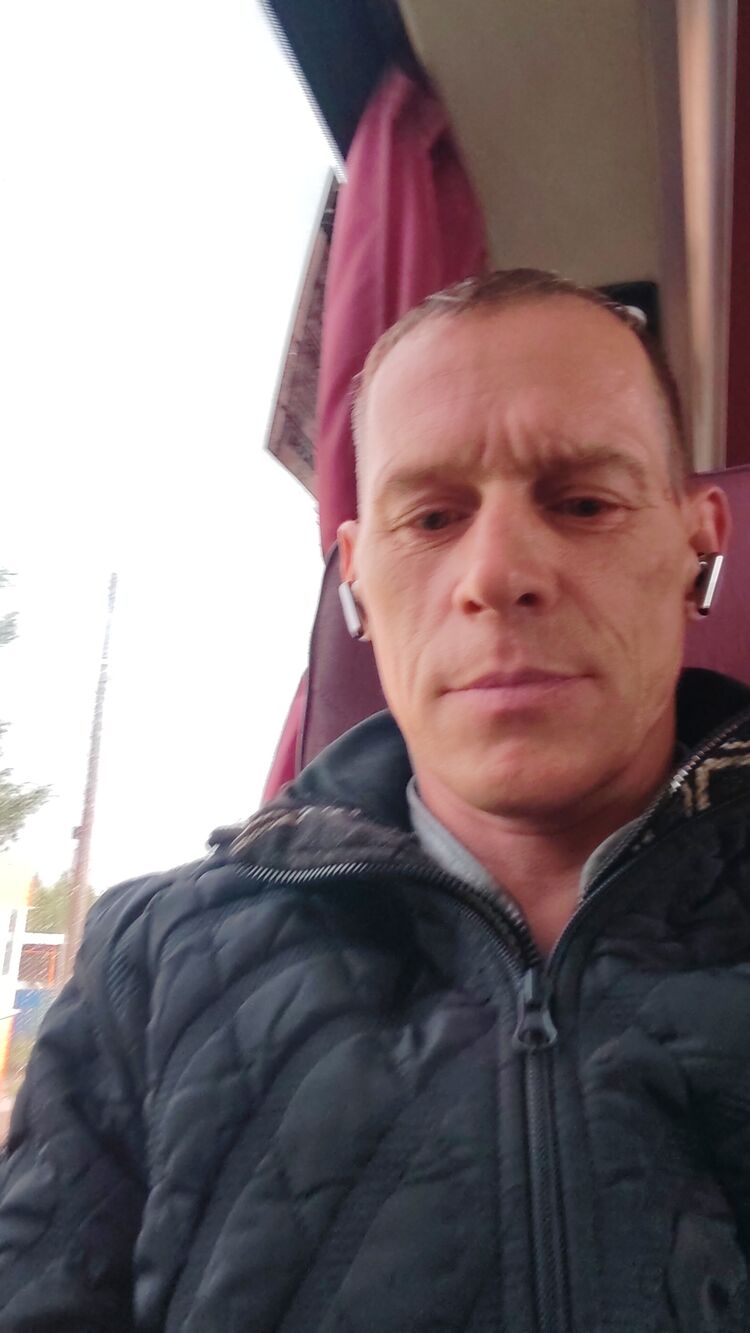  46871090  , 47 ,    