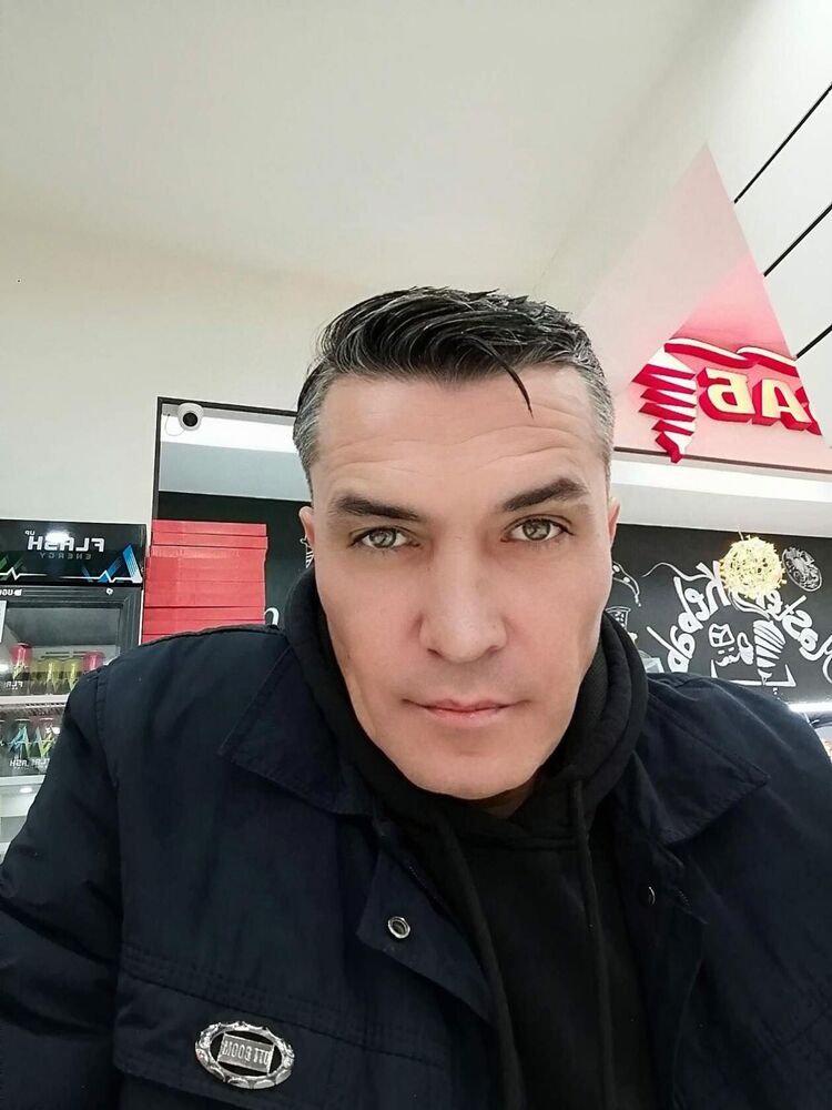  37722250  Tima, 46 ,    