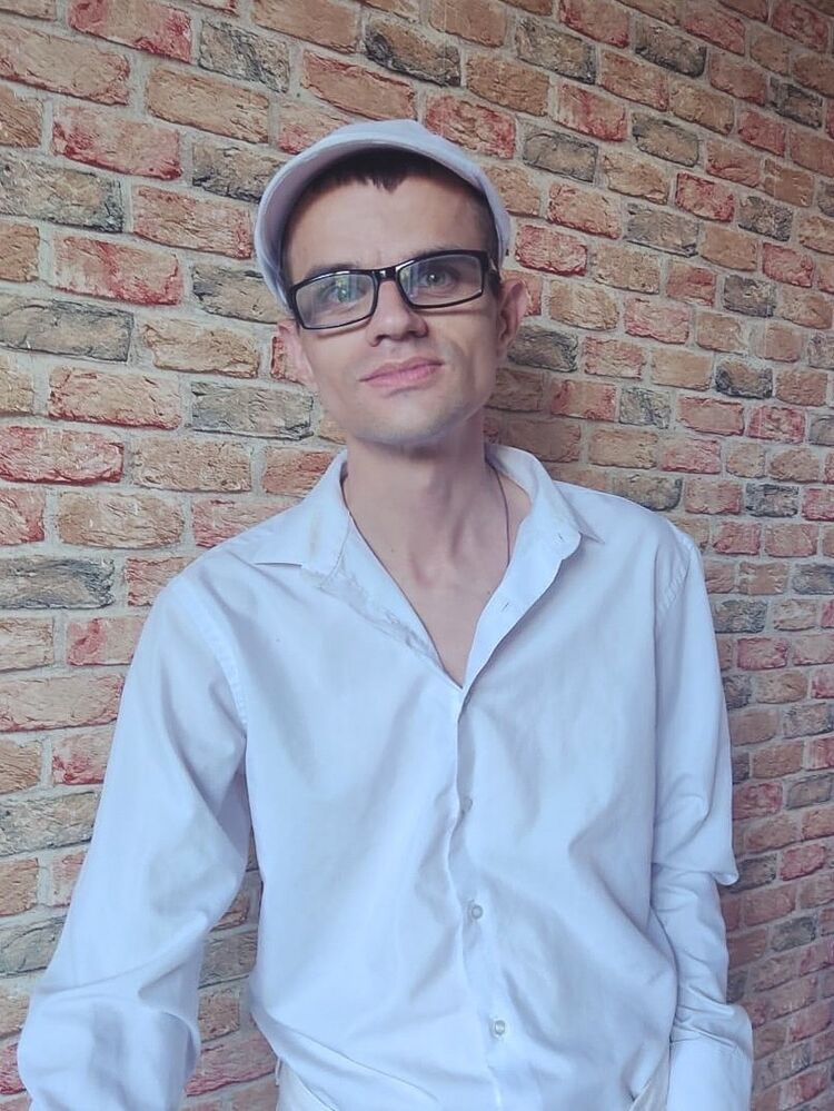  ,   Vladimir, 37 ,   ,   , c , 