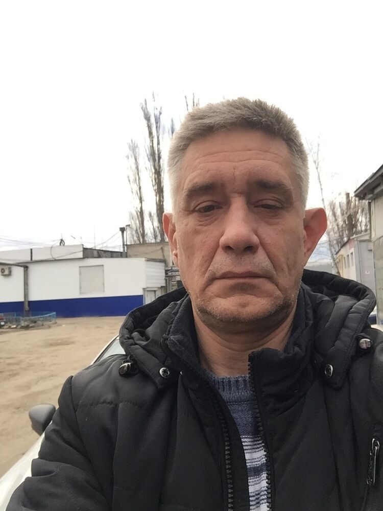  ,   Artem, 54 ,   ,   , c 