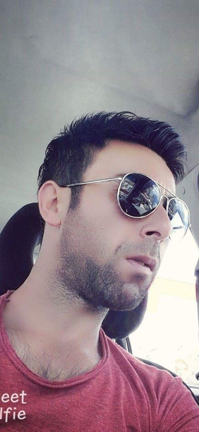  35772470  Hamza, 38 ,    