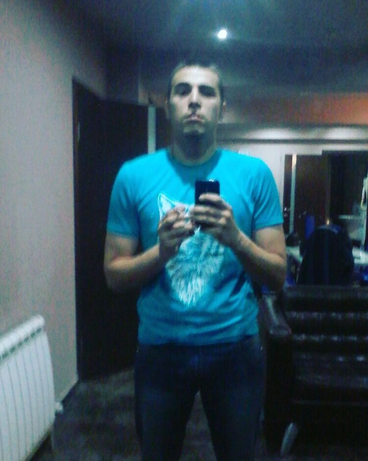  ,   Nail, 28 ,   