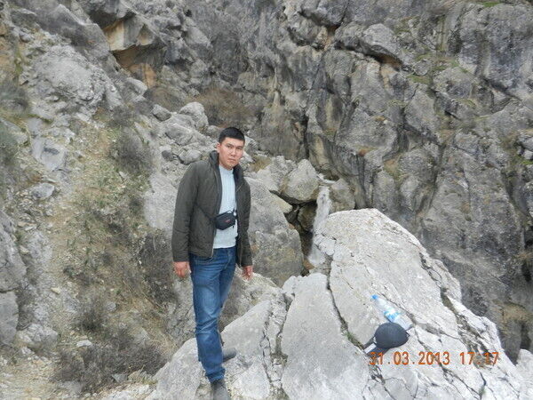  21146880  Bakytbek, 41 ,    