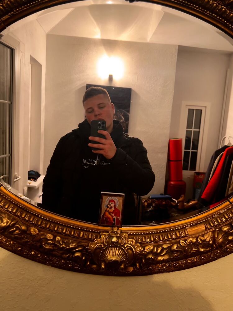  36358510  , 26 ,    -
