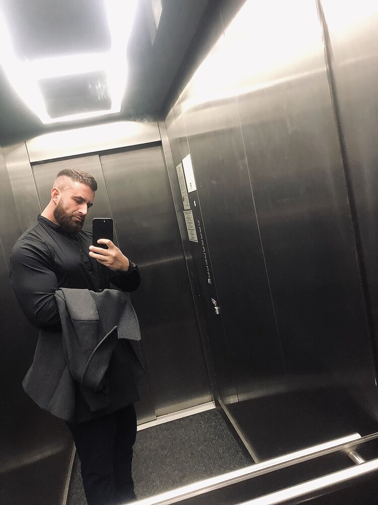  46985290  , 31 ,    -