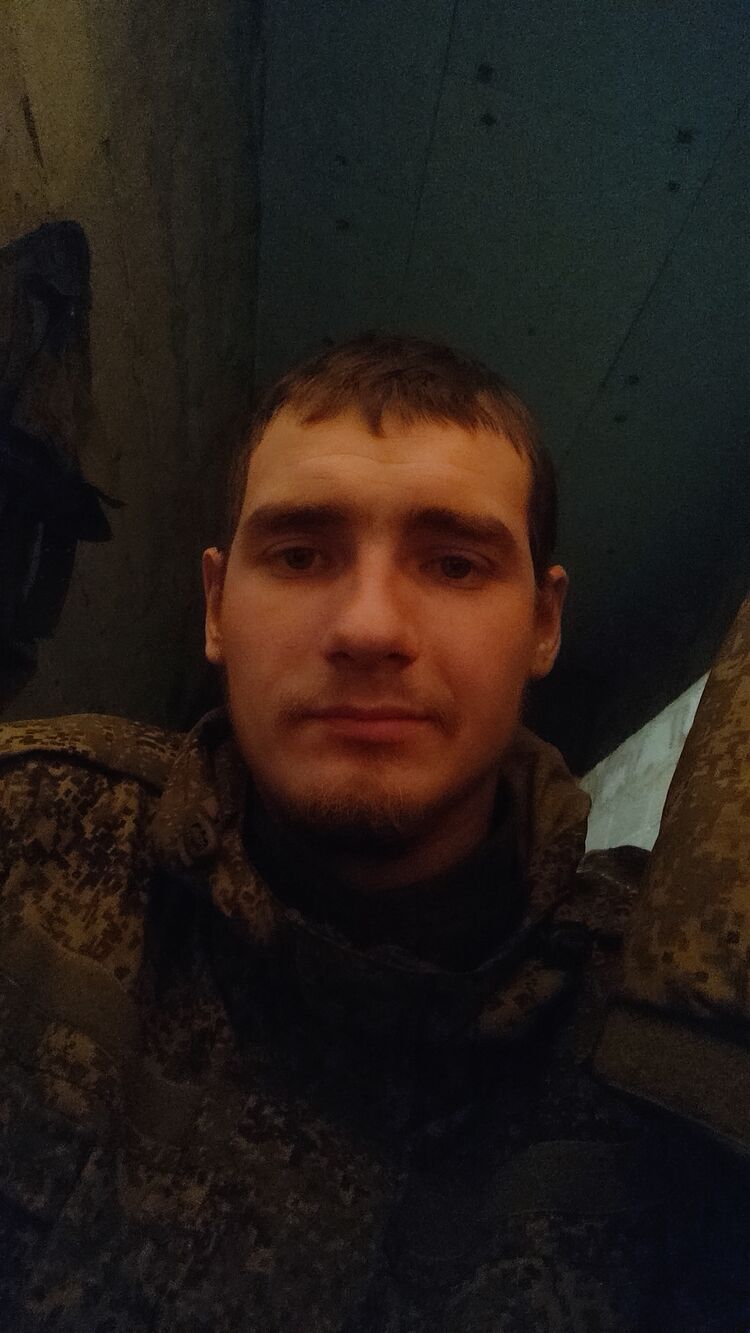  33070640  , 27 ,    