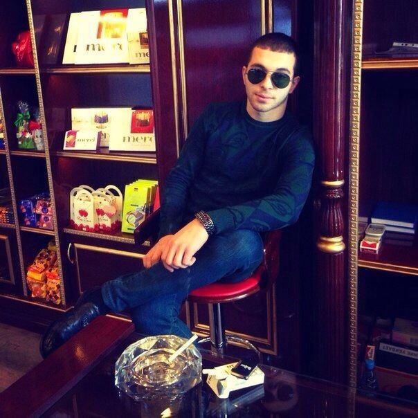  4107620  Nihat, 36 ,    
