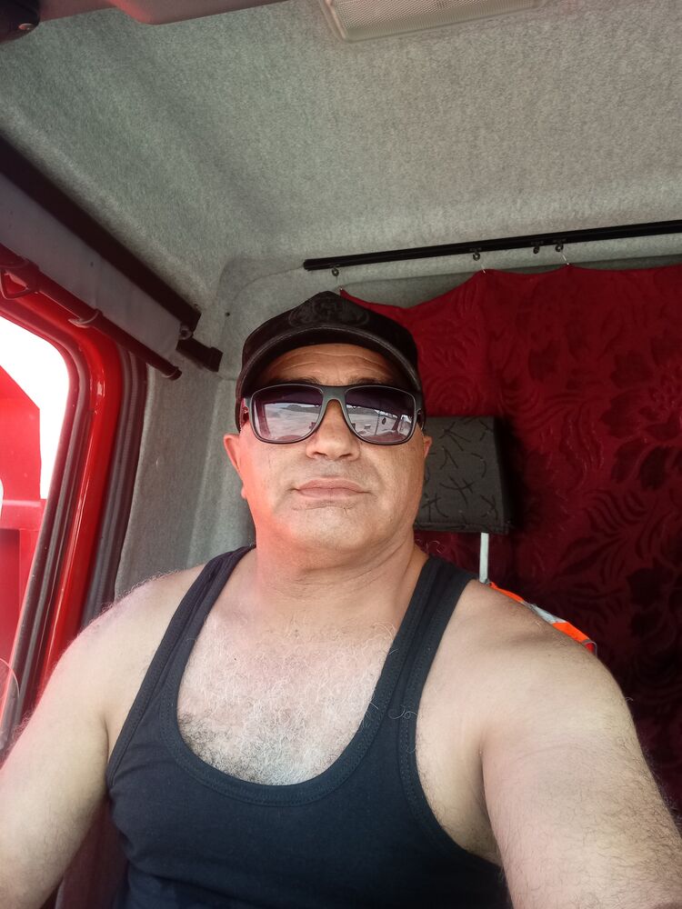  42293890  Garik, 58 ,    
