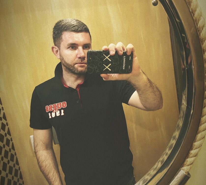  -,   Pavel, 35 ,   ,   , c , 