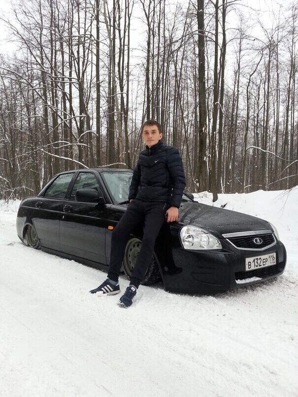  22517200  Vlad, 30 ,    