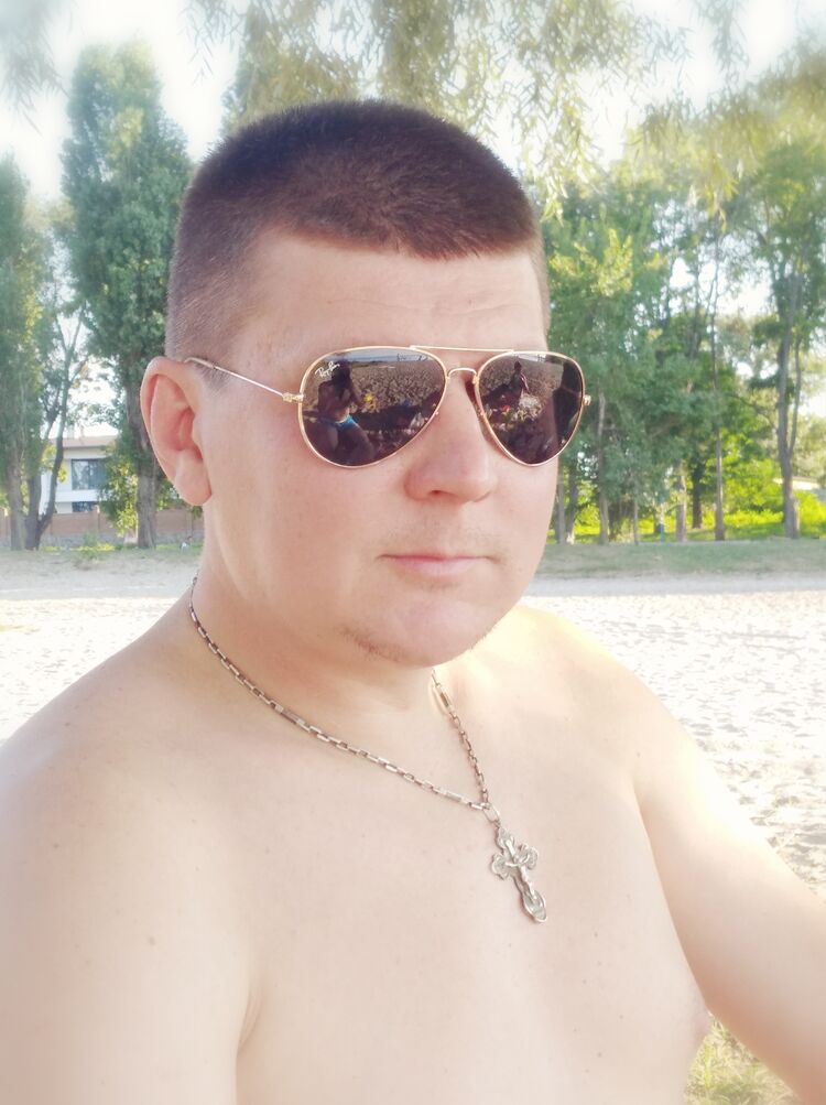  29995850  , 40 ,    