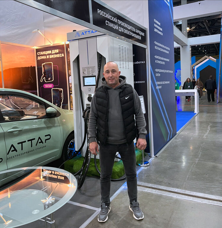  47457840  Rustem, 34 ,    