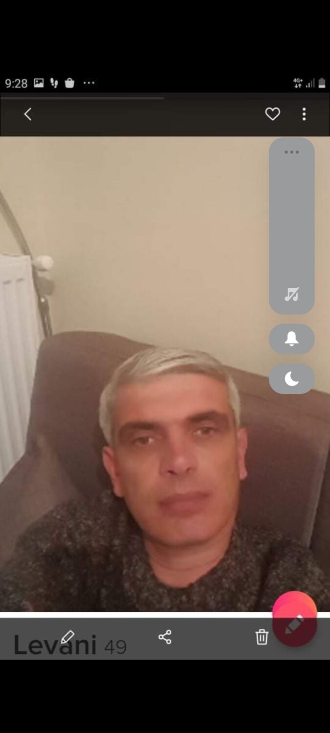  24090090  Levan, 53 ,    