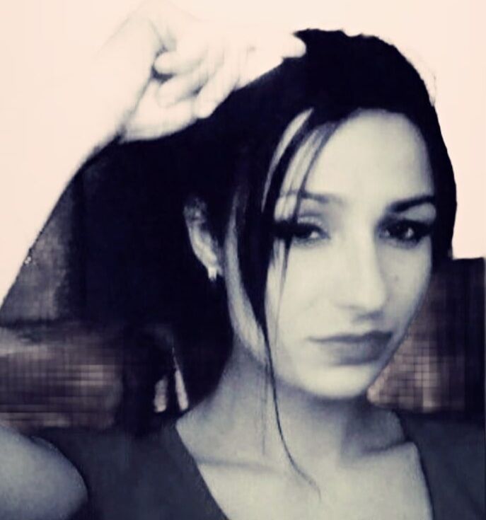  -,   Sofi, 32 ,   ,   