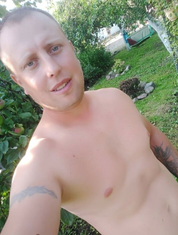  42484530  Alexey, 38 ,    