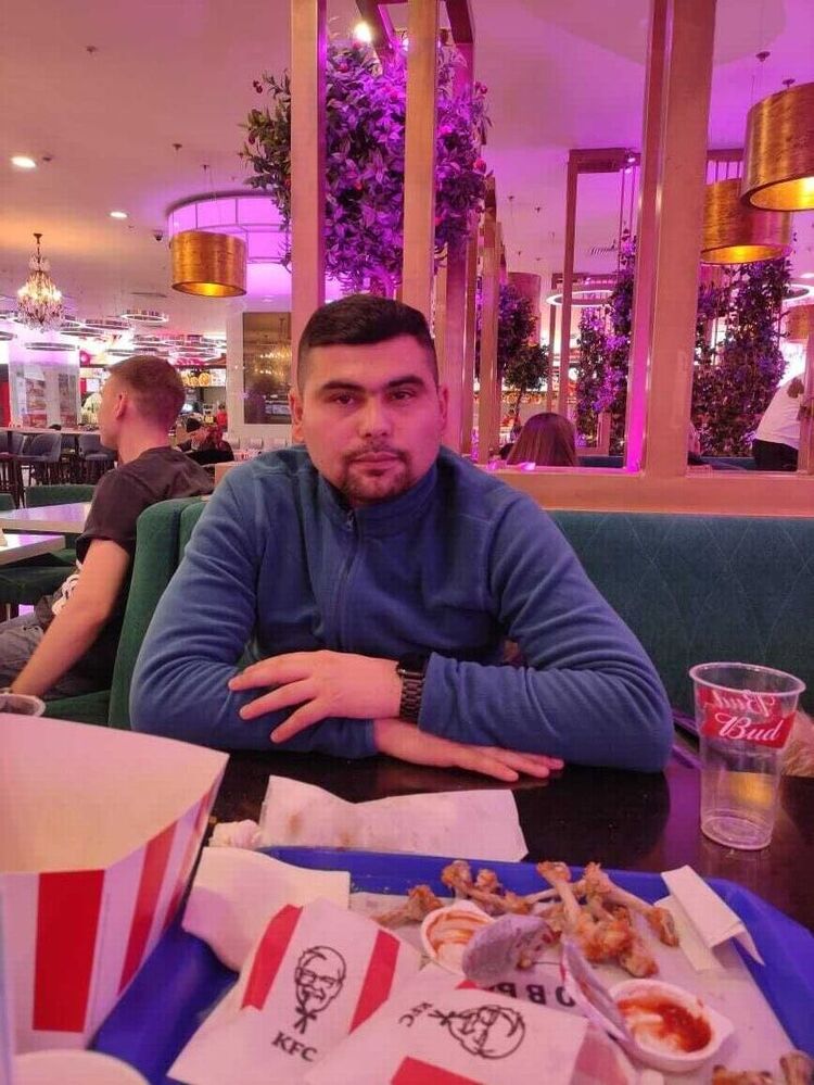  ,   Bobir, 33 ,   ,   