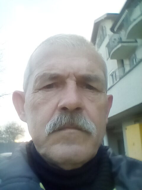  Bielsko-Biala,   , 64 ,   