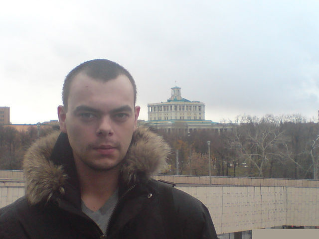  27952230  Drafter, 41 ,    