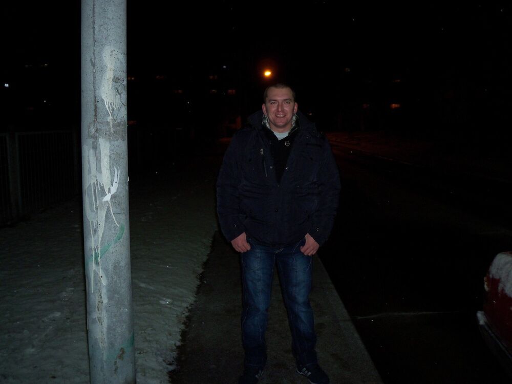  5581840  Pasha, 45 ,    