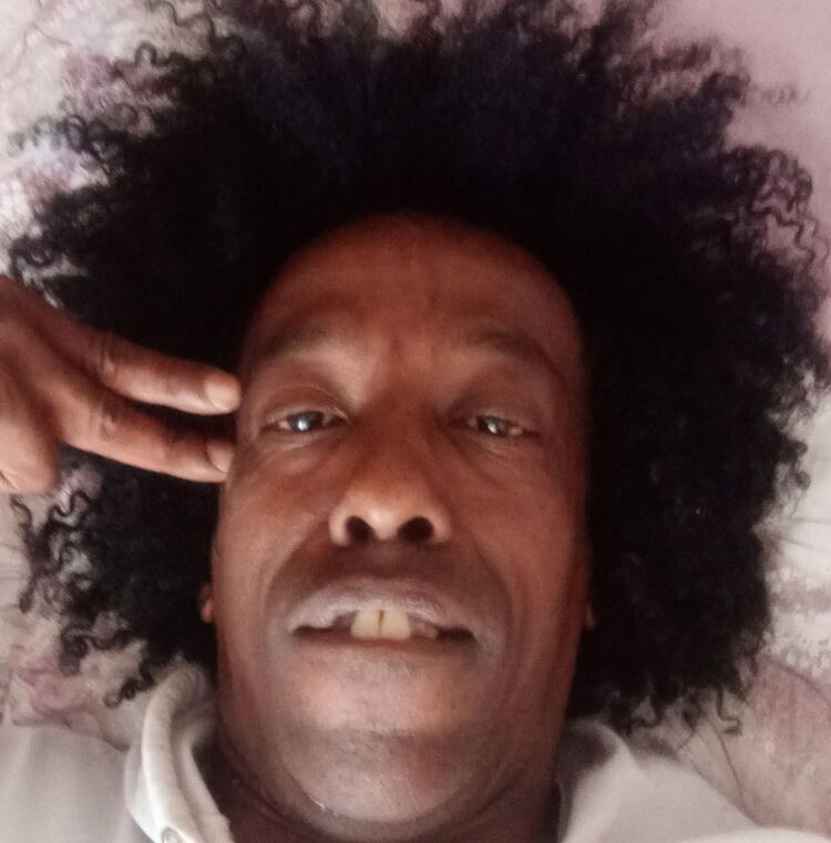  ,   Marcos, 46 ,   ,   