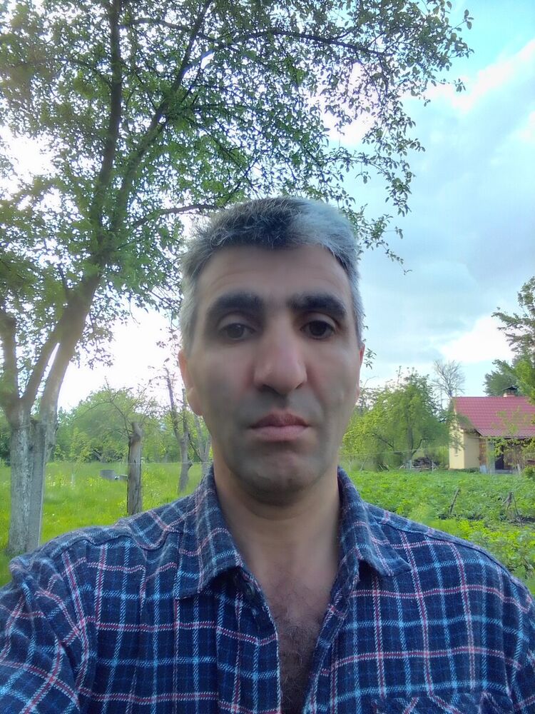  20232420  Ulfat, 49 ,    