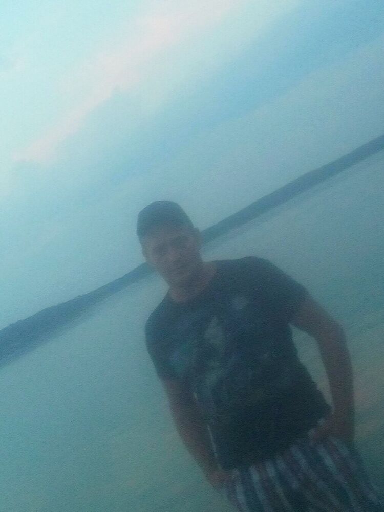  11050900  Gena, 46 ,    