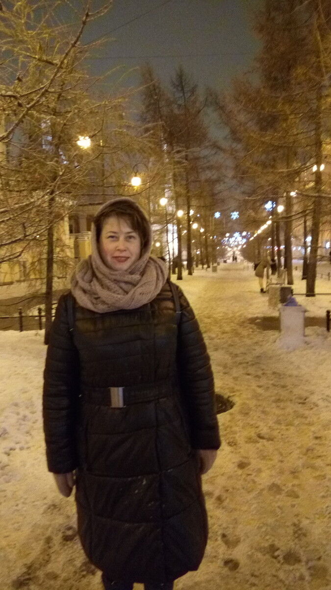  ,   EisenFrau, 51 ,   