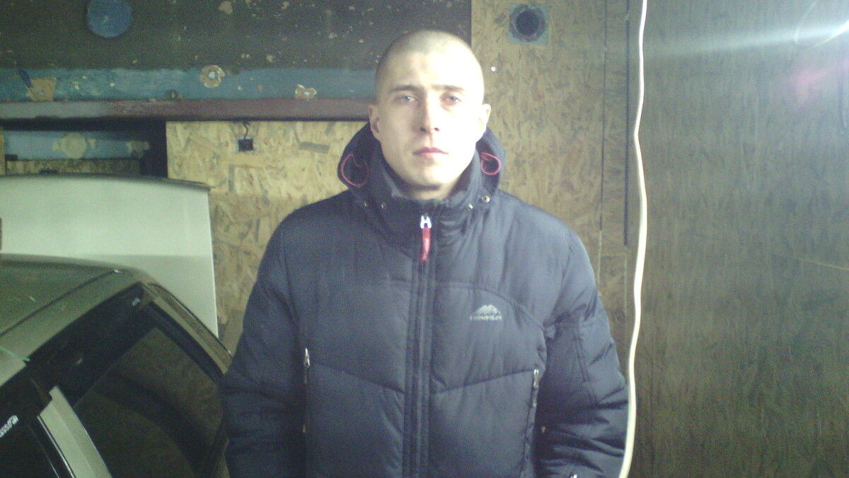  8939550  John, 36 ,    