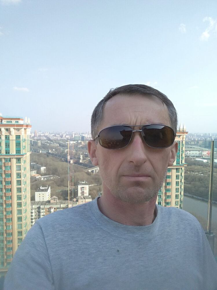  19429110  Shamil, 53 ,     