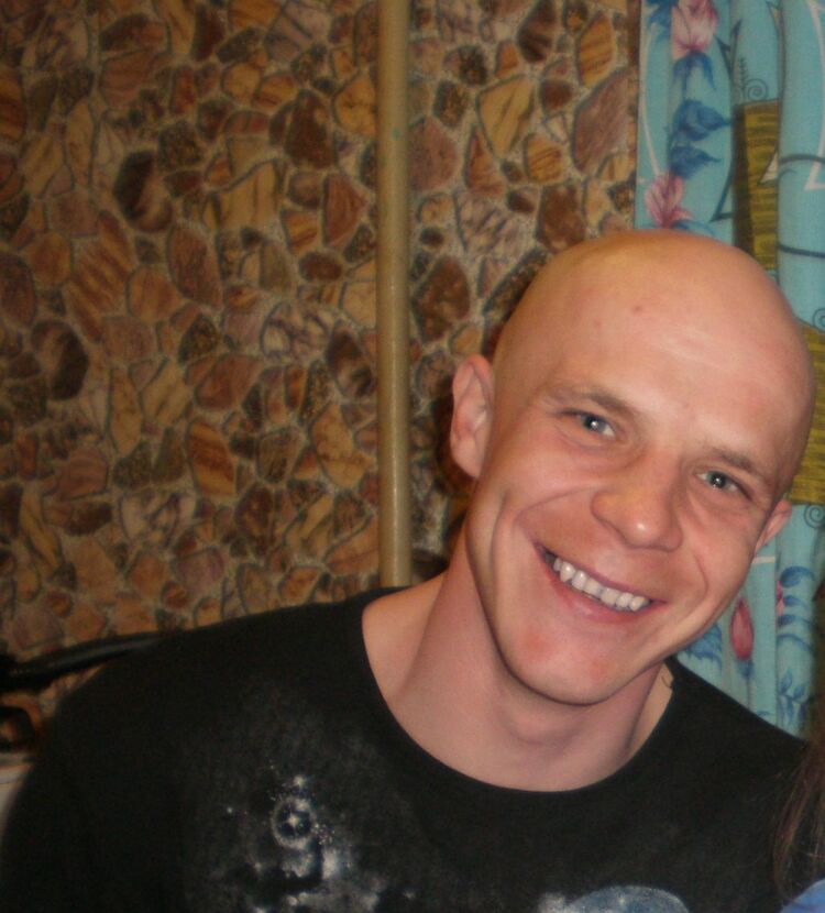  8230070  , 44 ,    -