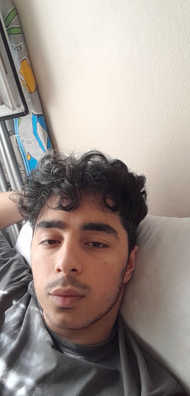  45785570  Ali, 26 ,    