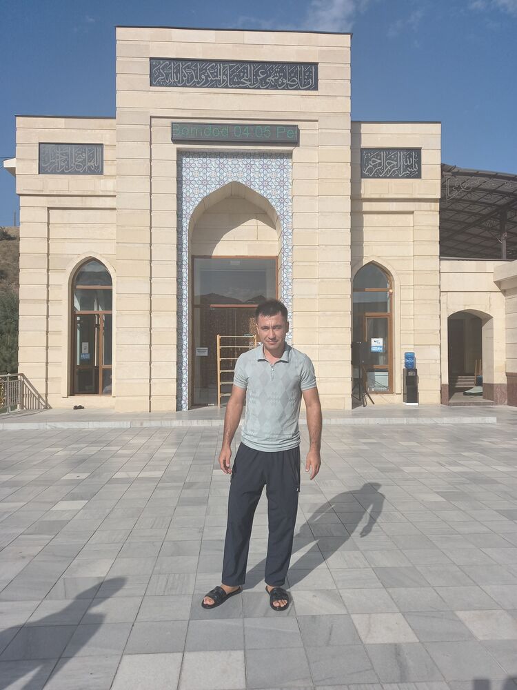  ,   Ahmad, 32 ,   ,   