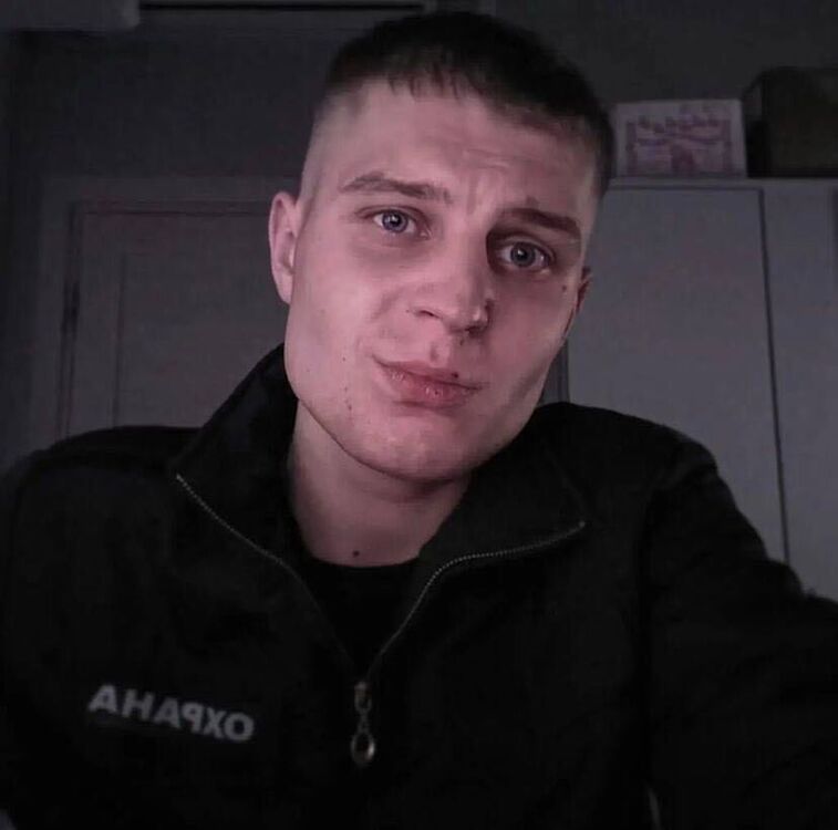  35074130  Dima, 24 ,    