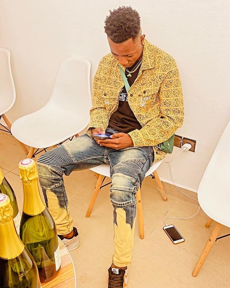  40908890   , 31 ,    