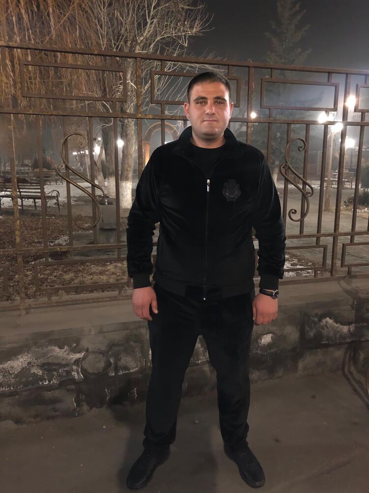 53065640  , 35 ,    
