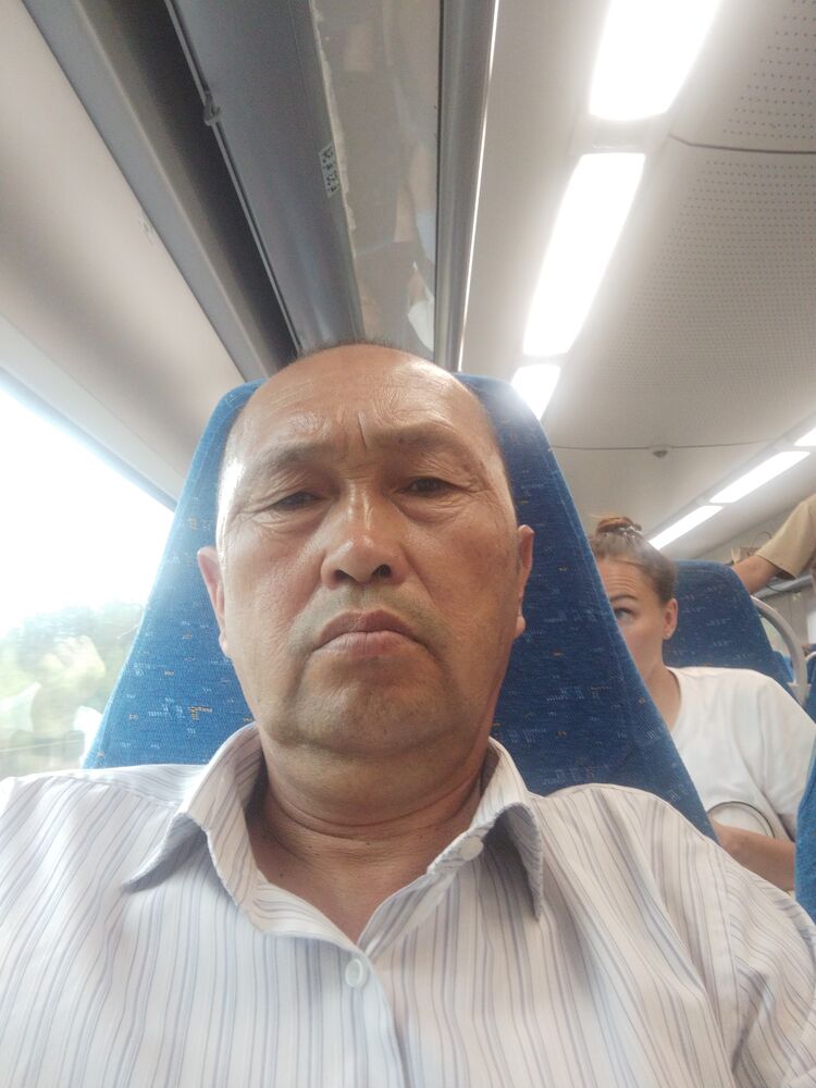  43965820  Gulbay, 54 ,    
