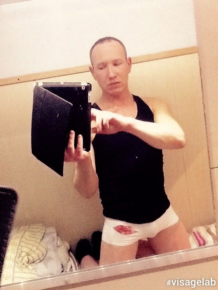  8759730  , 44 ,    -