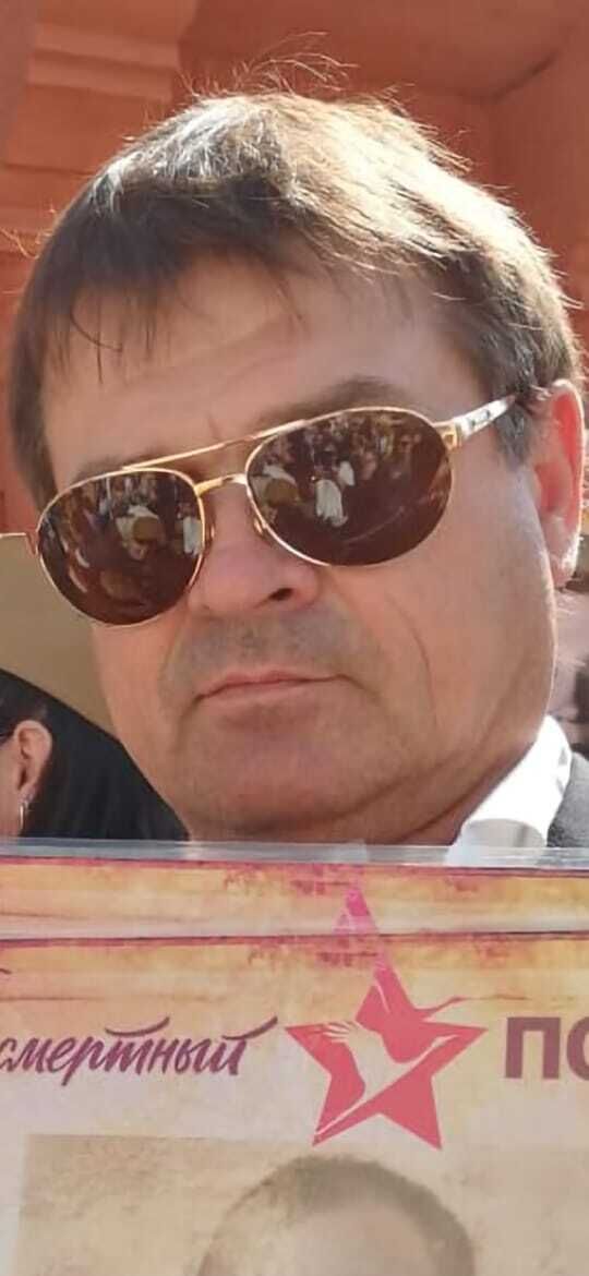  ,   Igor, 59 ,   ,   