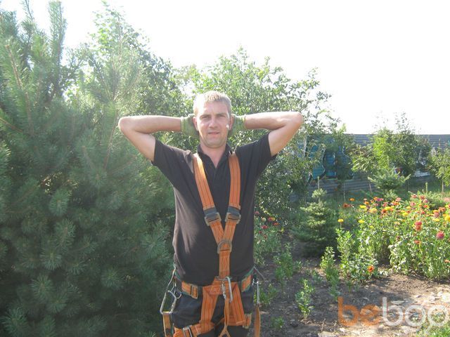  ,   Santyago, 40 ,   