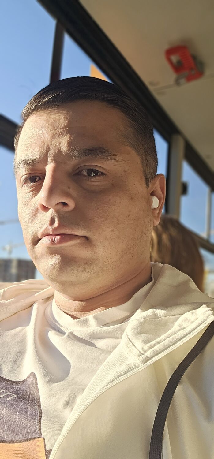  43957140  , 40 ,    