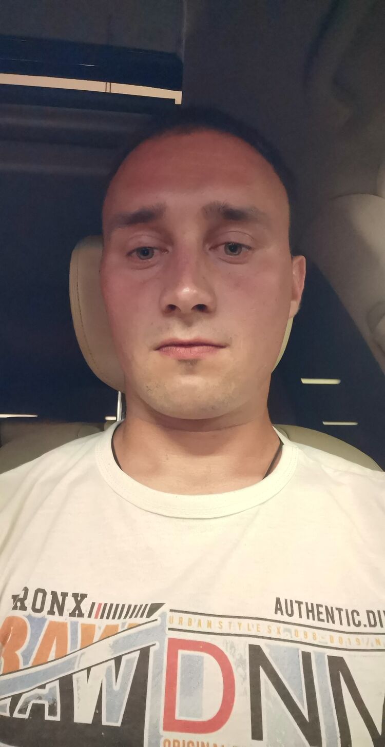  51966430  Konstantin, 34 ,    